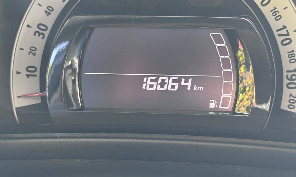 Renault TWINGO III — photo 14