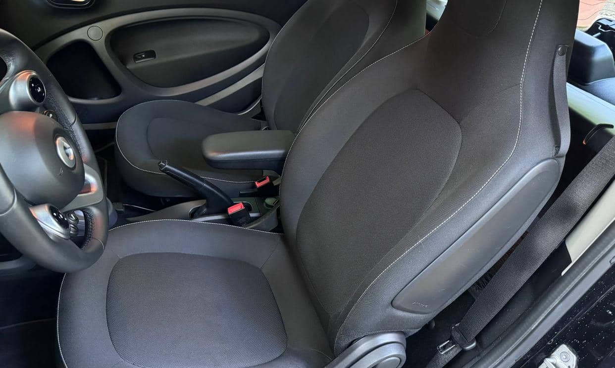 smart FORTWO COUPE — photo 6