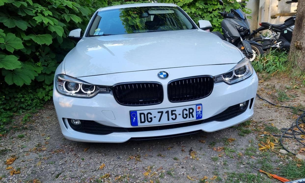 BMW SERIE 3 — photo 2