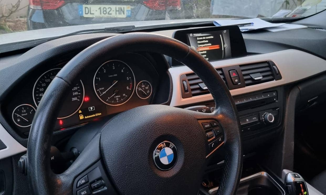 BMW SERIE 3 — photo 3