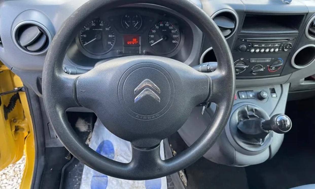 Citroen BERLINGO CABINE APPROFONDIE — photo 4