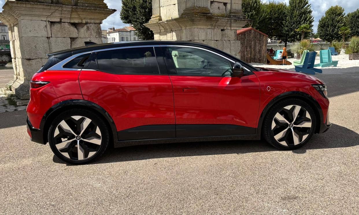 Renault MEGANE V ELECTRIQUE — photo 2