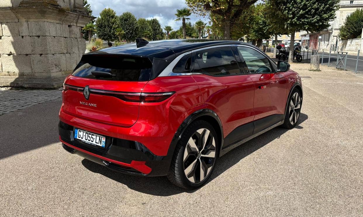 Renault MEGANE V ELECTRIQUE — photo 3