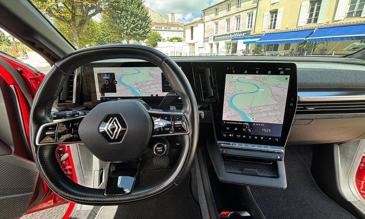 Renault MEGANE V ELECTRIQUE — photo 9