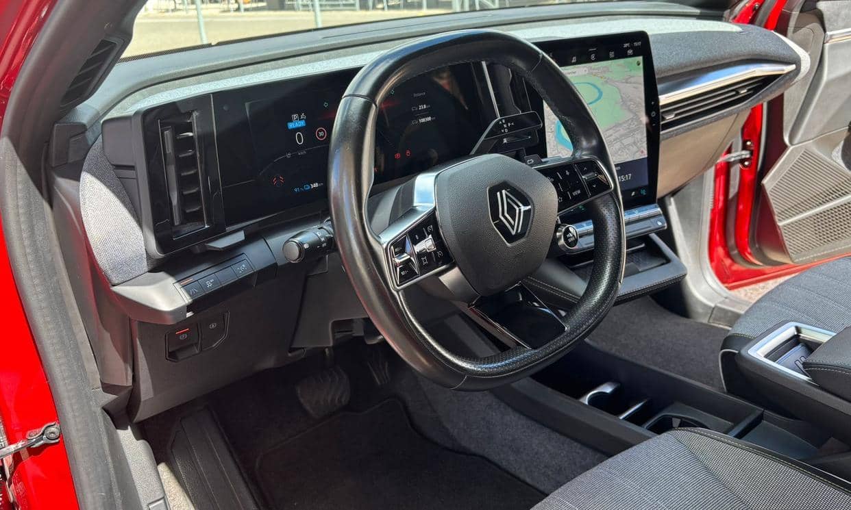 Renault MEGANE V ELECTRIQUE — photo 12