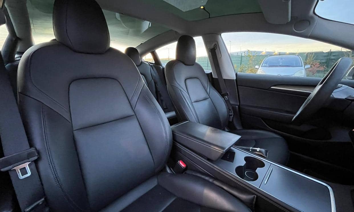 Tesla MODEL 3 — photo 4