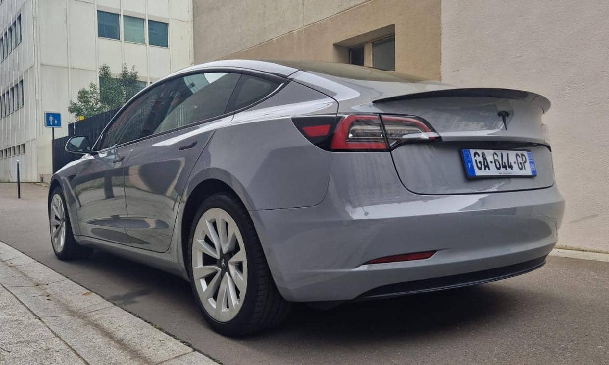 Tesla MODEL 3 — photo 9