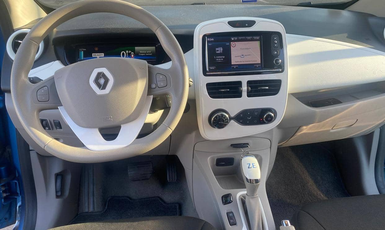 Renault ZOE — photo 2