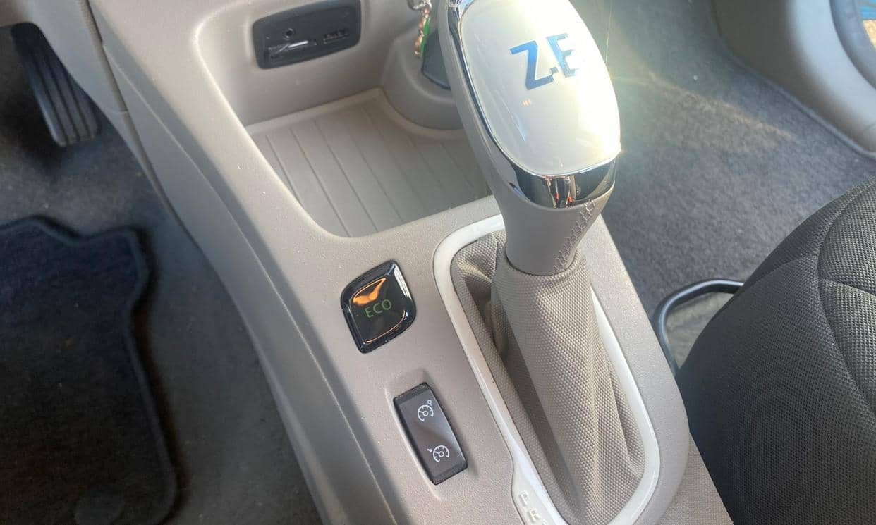 Renault ZOE — photo 4