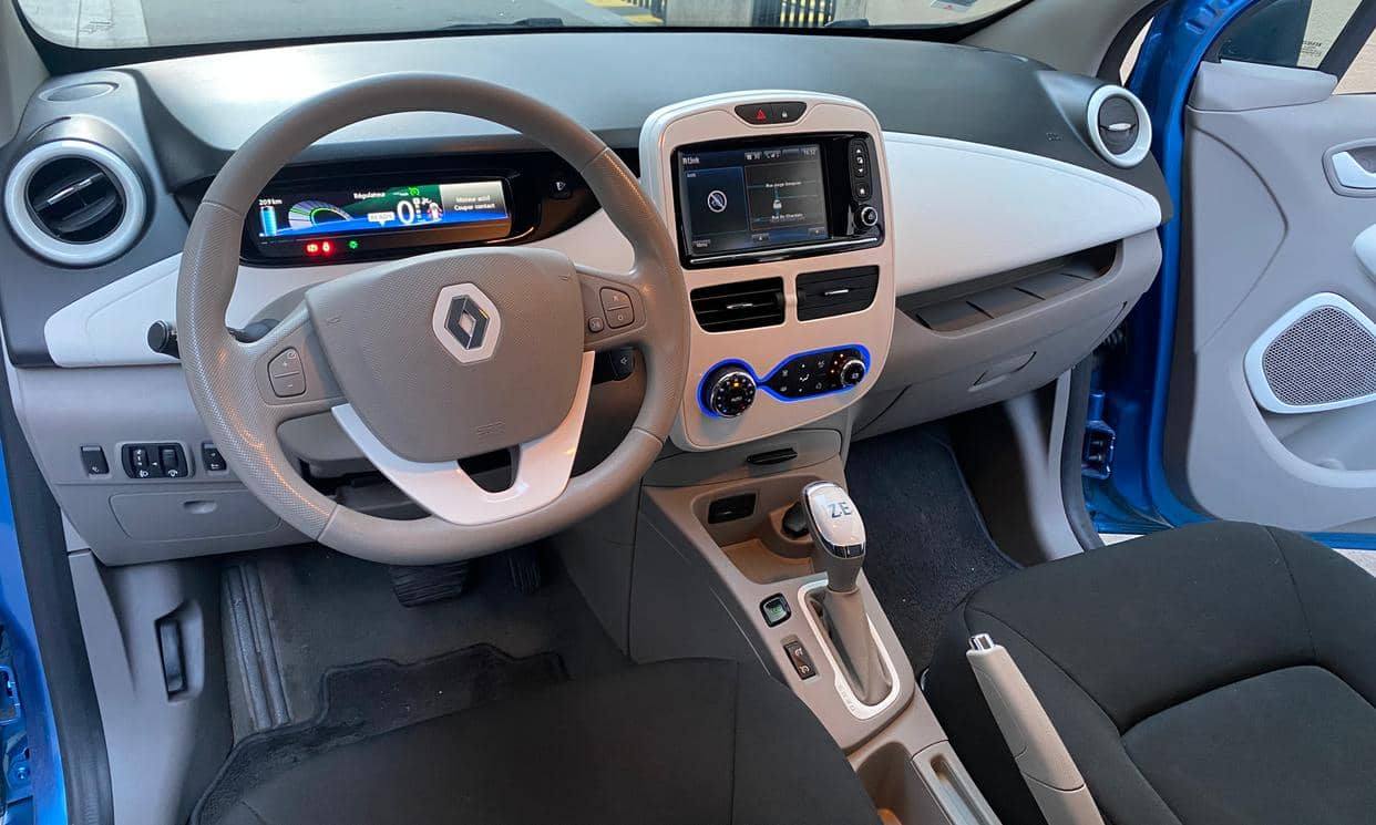 Renault ZOE — photo 17