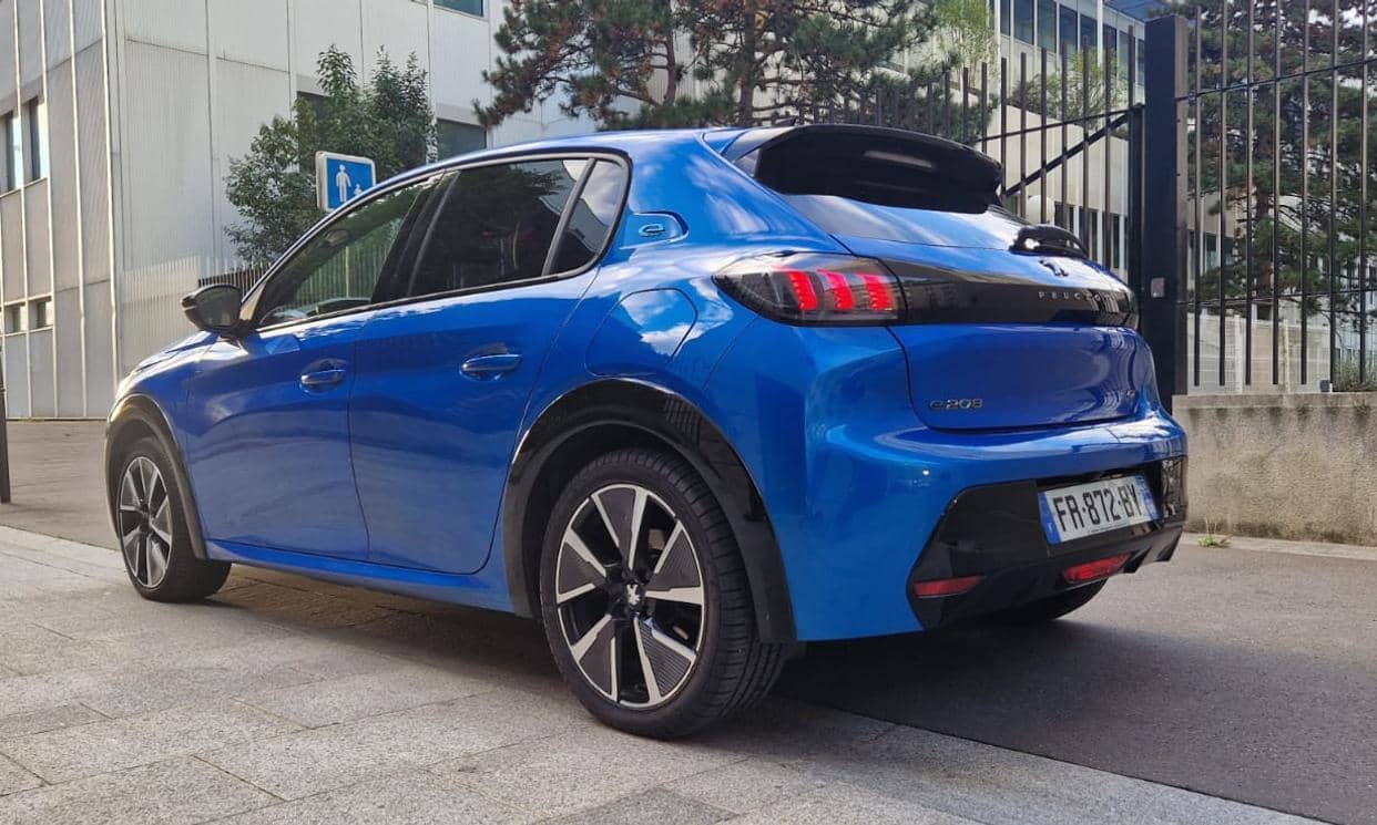 Peugeot 208 — photo 5