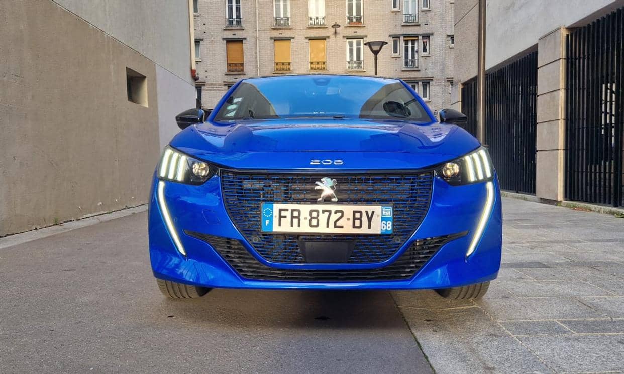 Peugeot 208 — photo 13