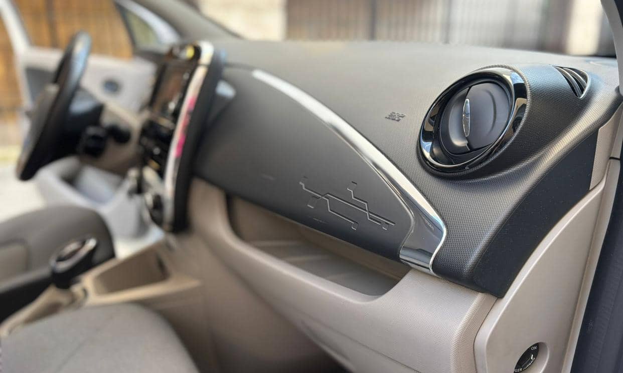 Renault ZOE — photo 13