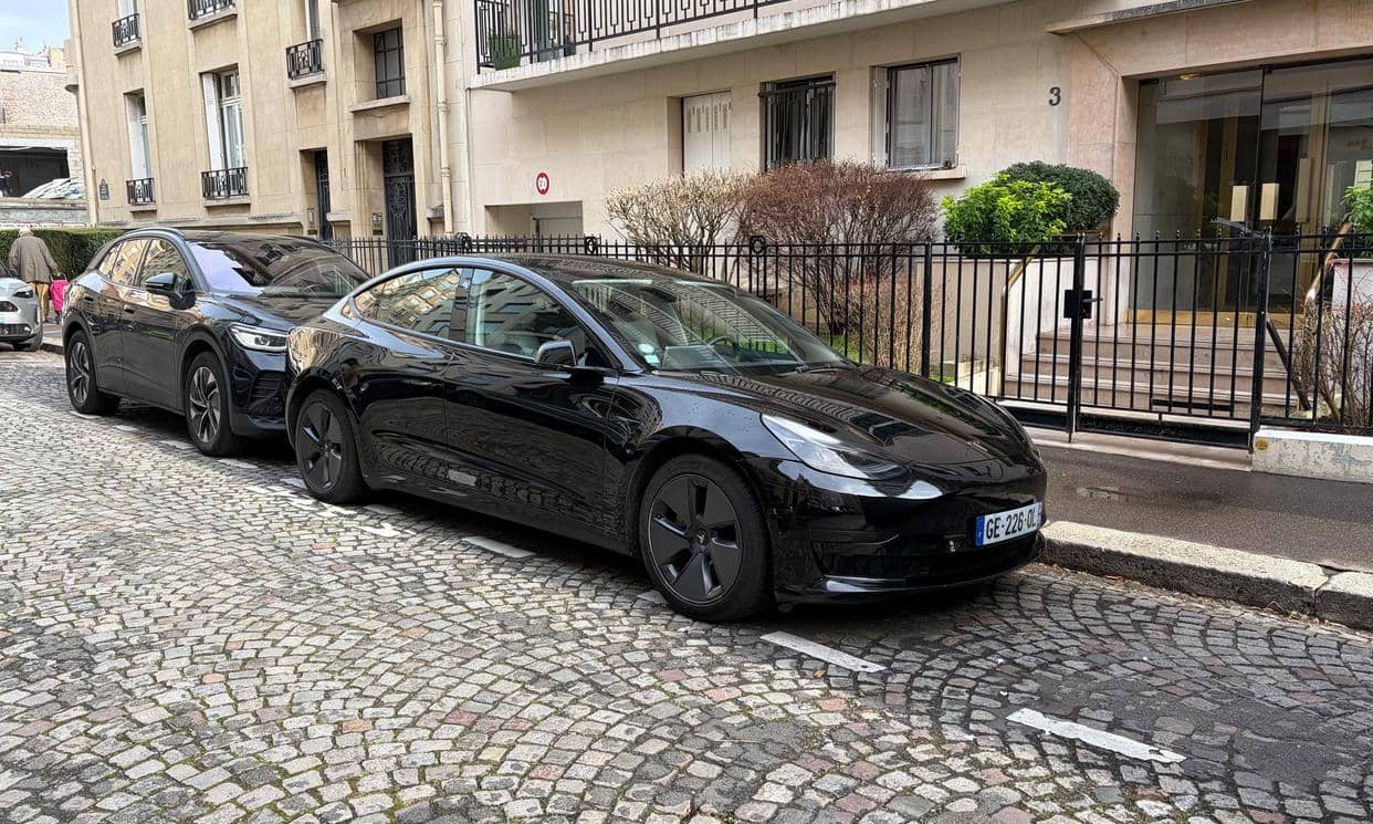 Tesla MODEL 3 — photo 3