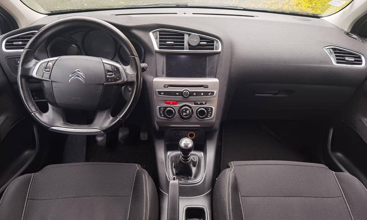 Citroen C4 — photo 4