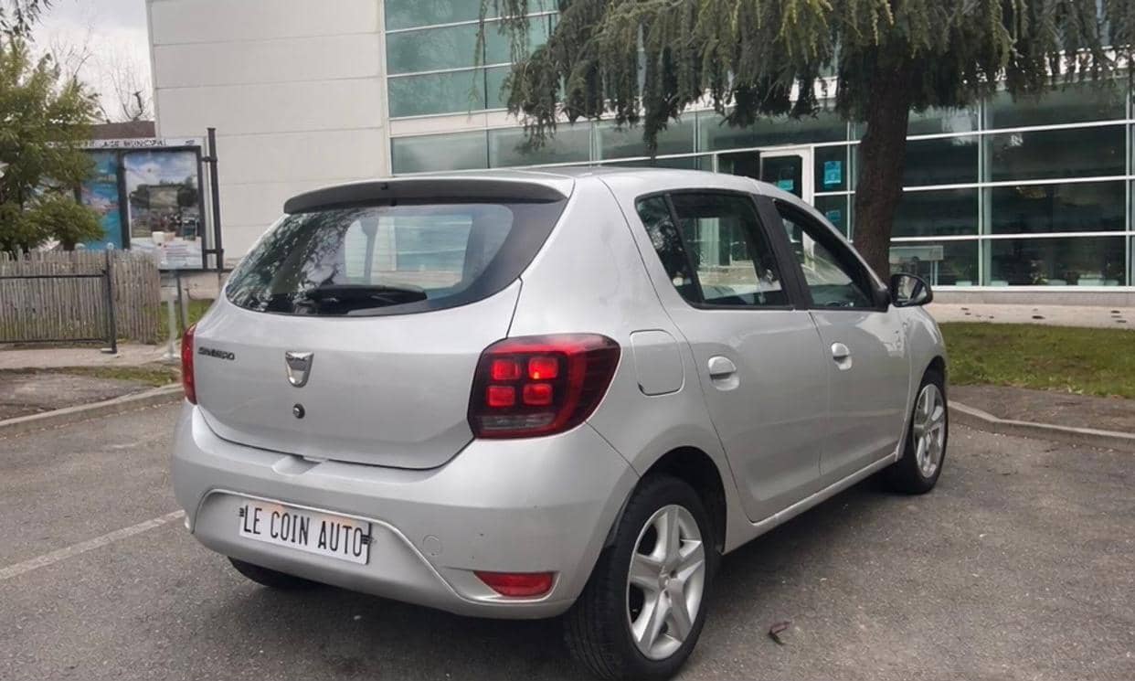 Dacia SANDERO — photo 3