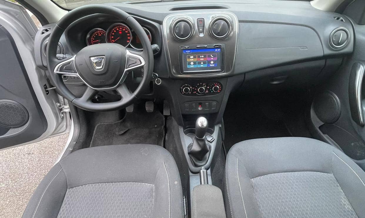 Dacia SANDERO — photo 7