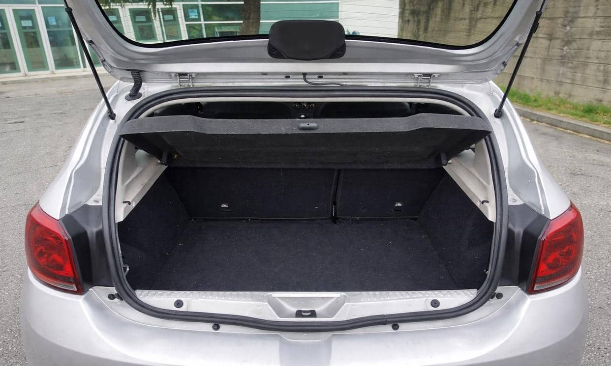 Dacia SANDERO — photo 8