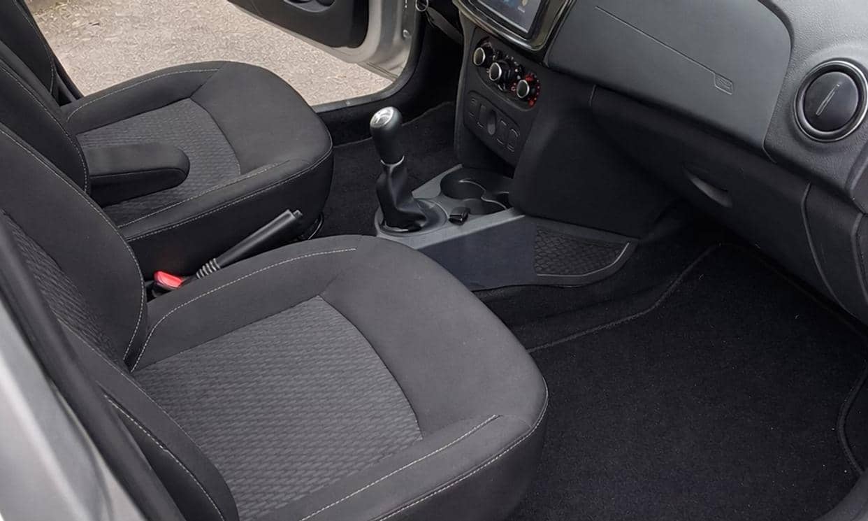 Dacia SANDERO — photo 10