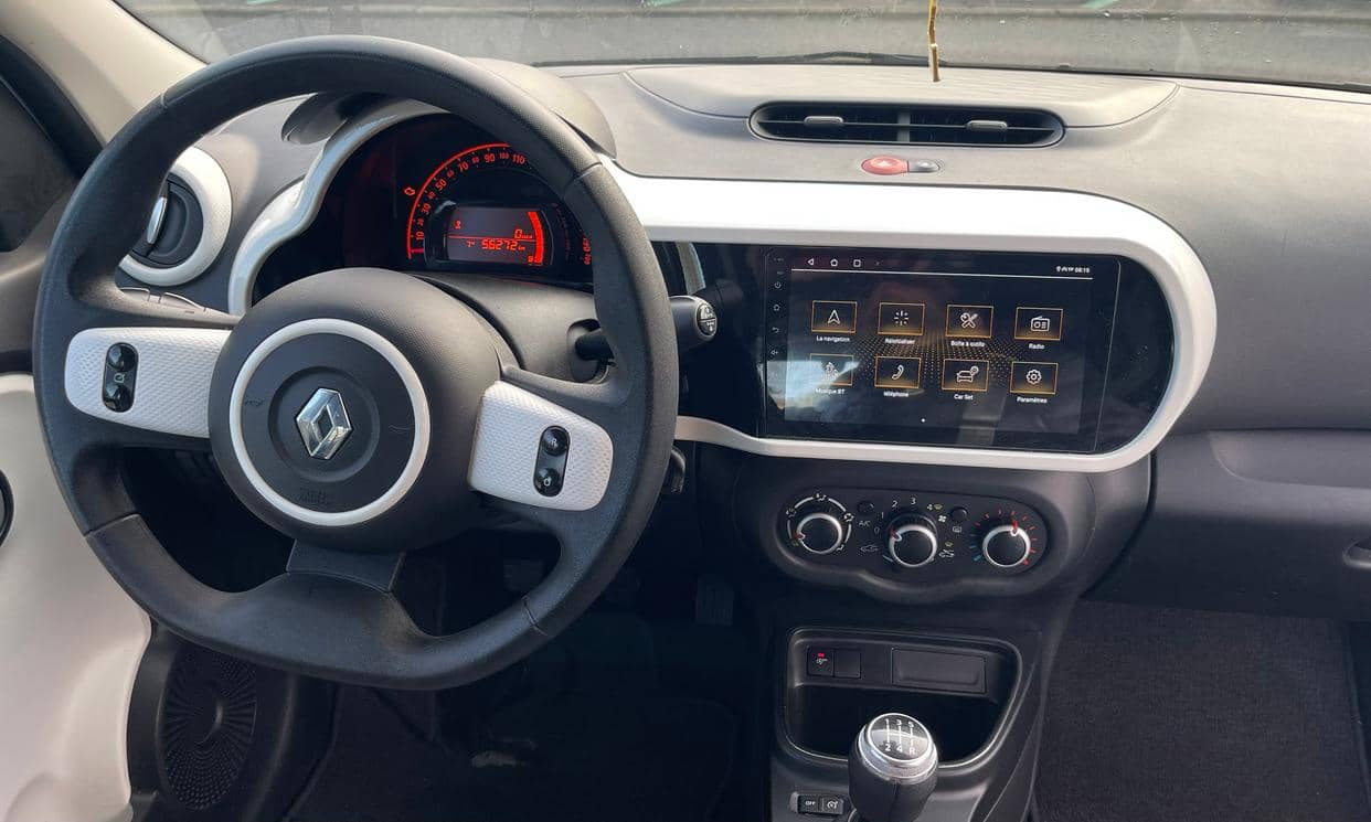 Renault TWINGO III — photo 10