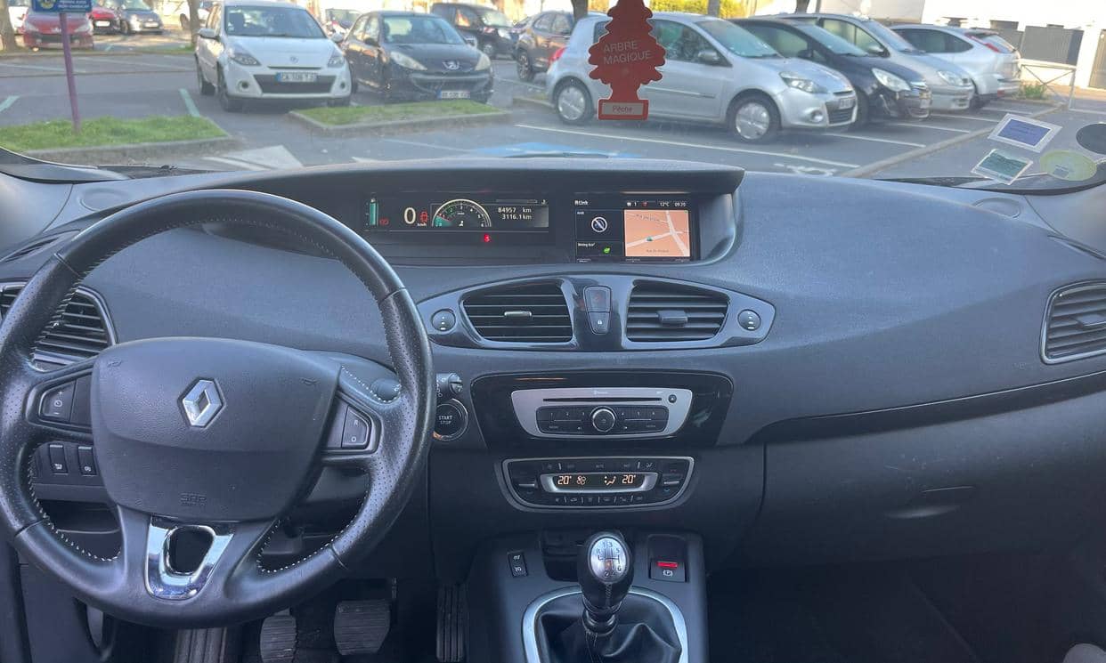 Renault GRAND SCENIC III — photo 6