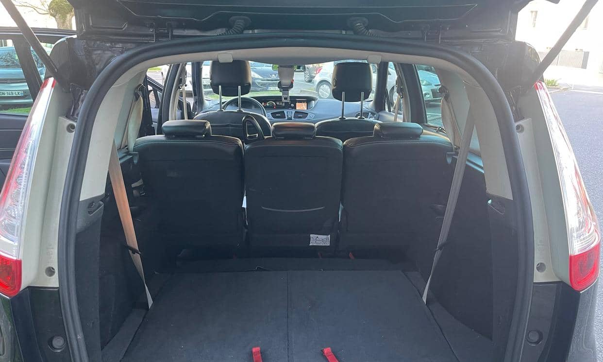Renault GRAND SCENIC III — photo 10