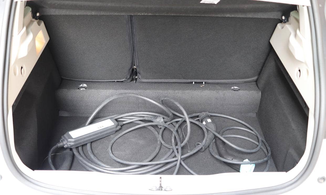 Renault ZOE — photo 10