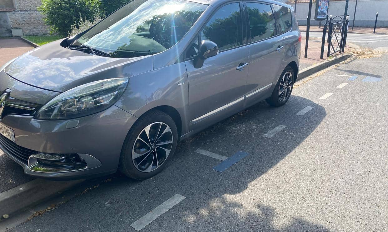 Renault GRAND SCENIC III — photo 2