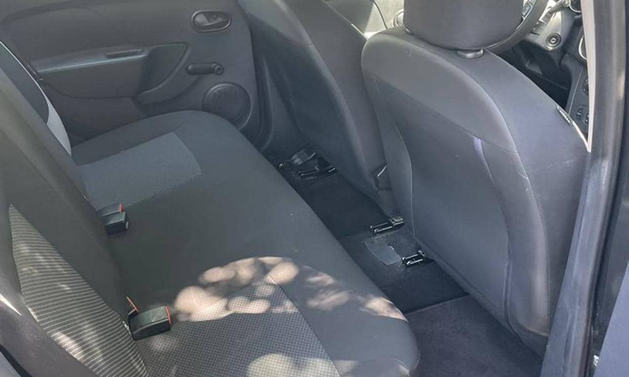 Dacia SANDERO — photo 8