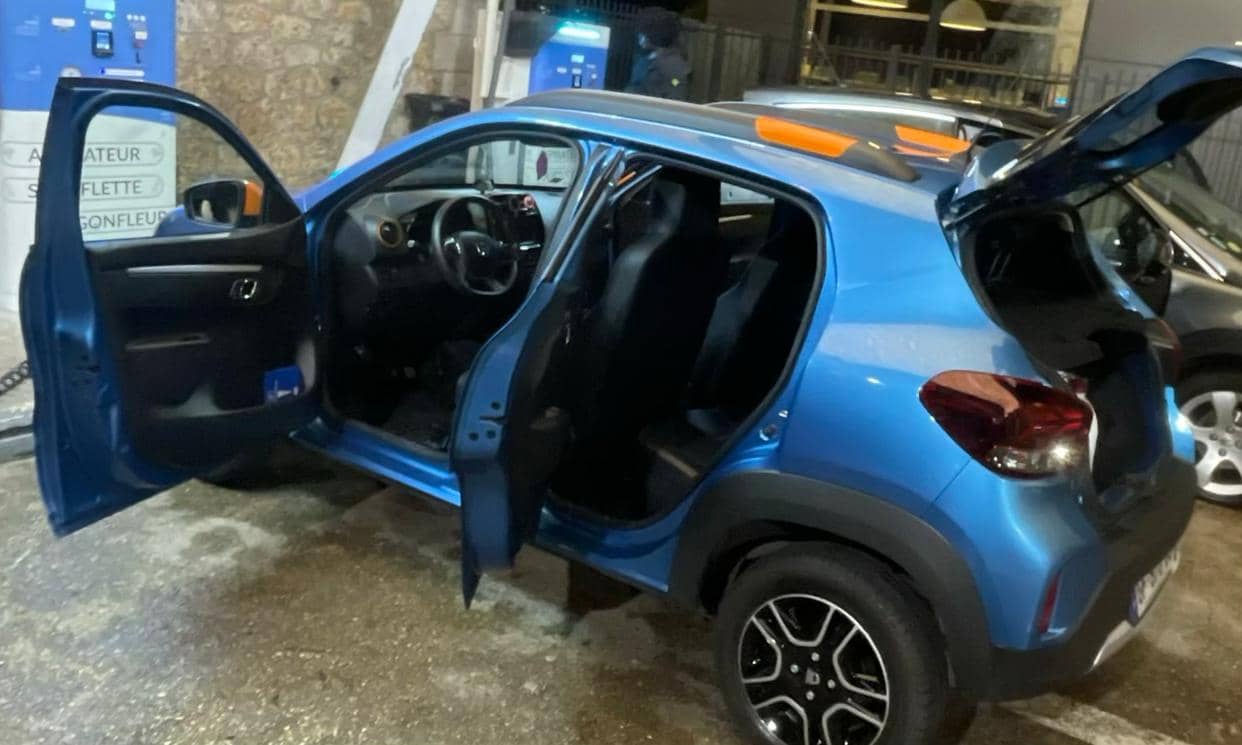 Dacia SPRING — photo 11