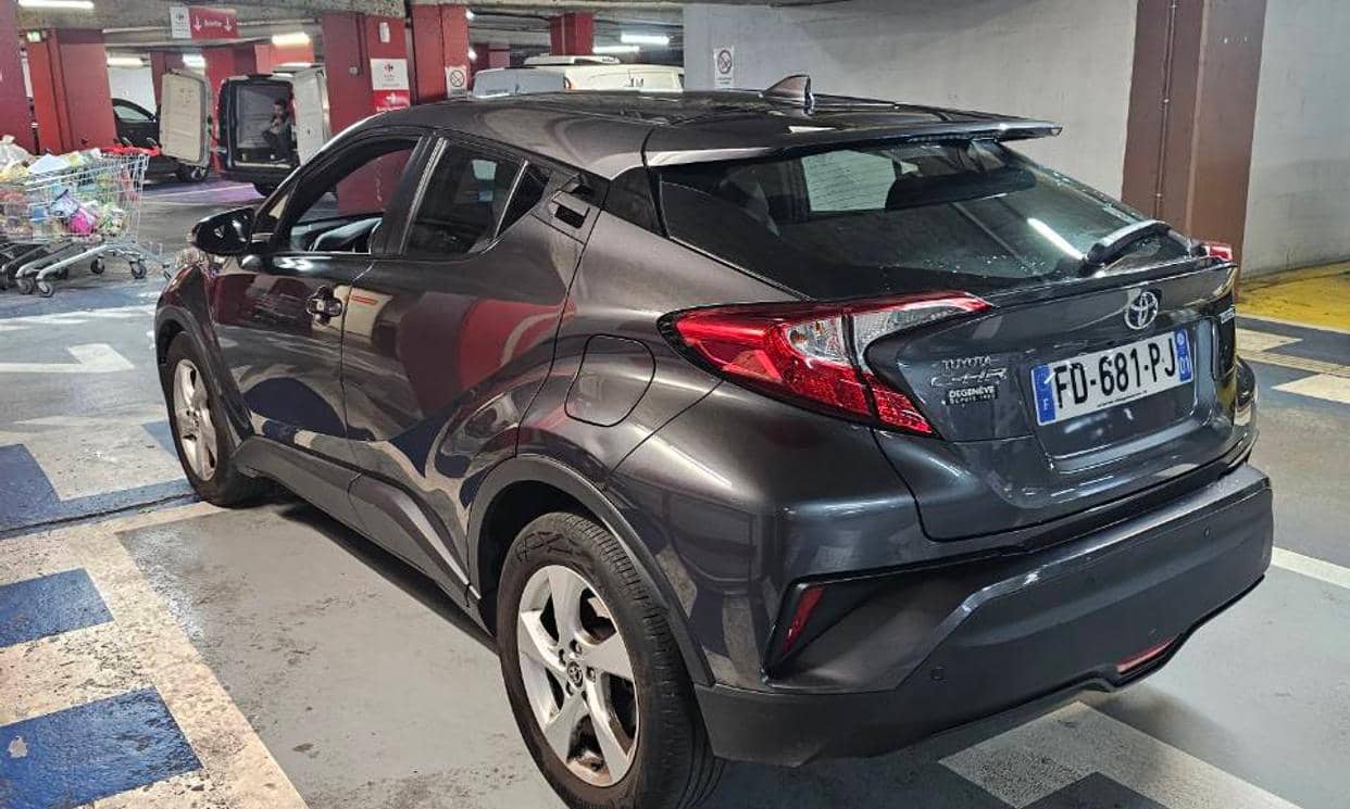 Toyota C-HR — photo 7