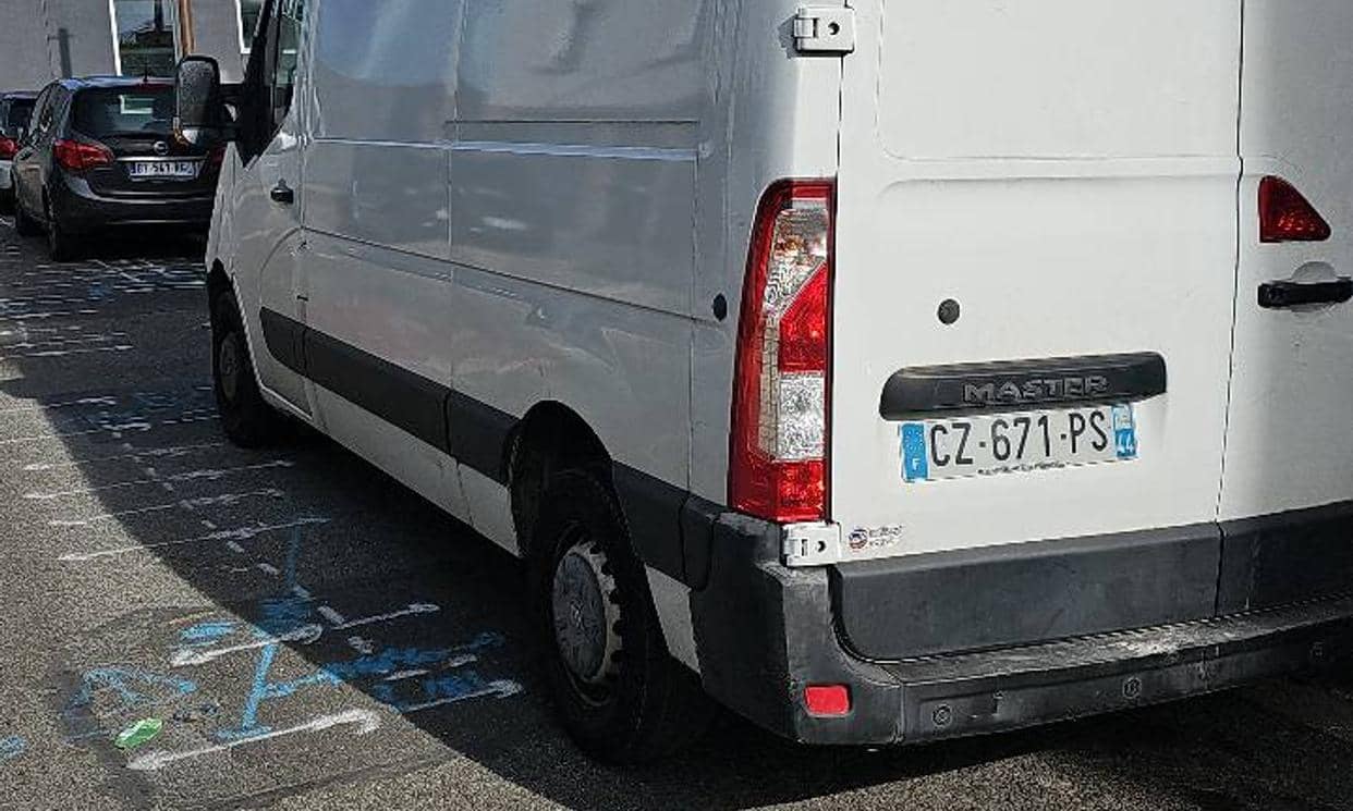 Renault MASTER III — photo 10