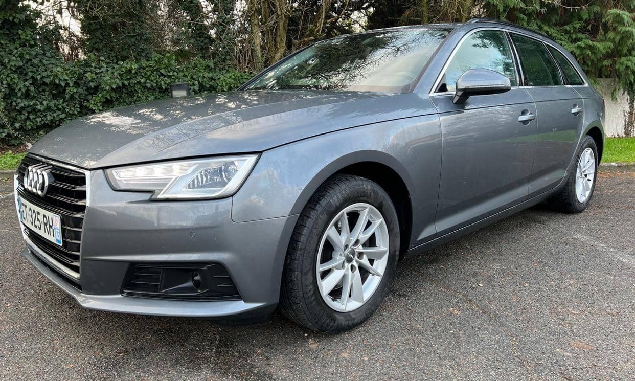 Audi A4 AVANT — photo 2