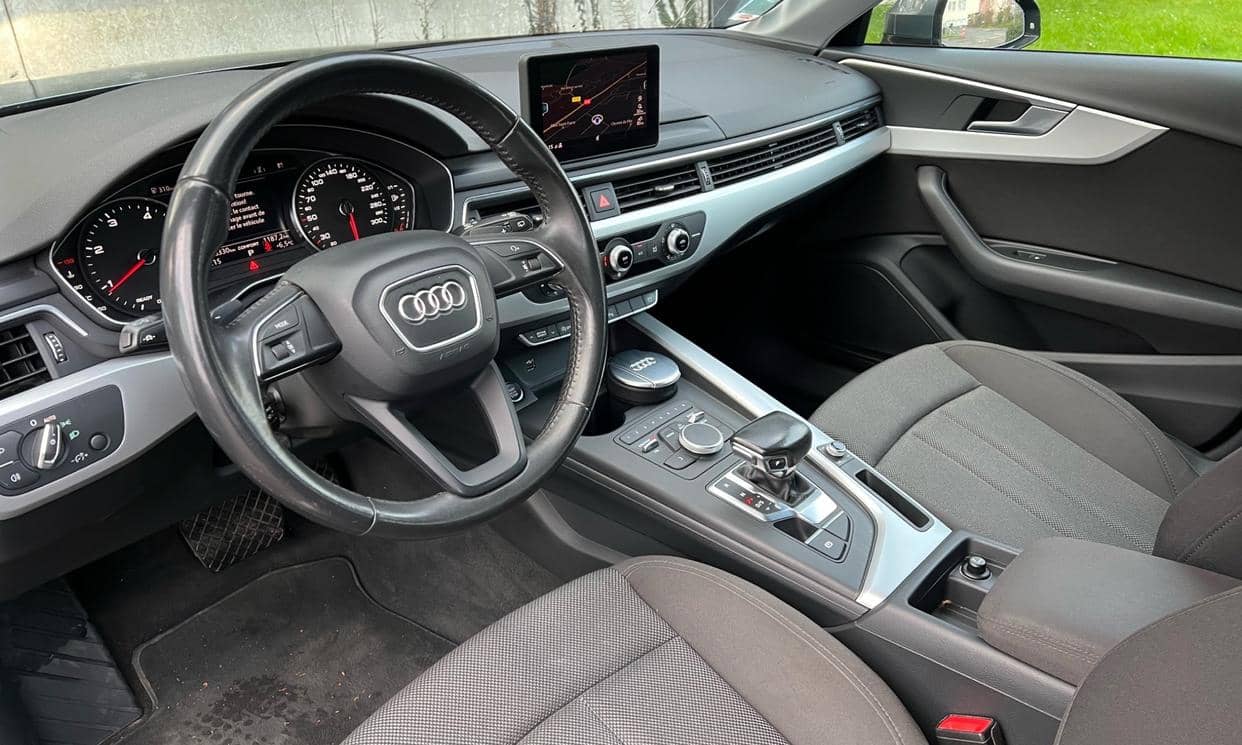 Audi A4 AVANT — photo 4