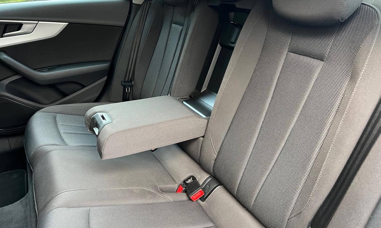 Audi A4 AVANT — photo 6