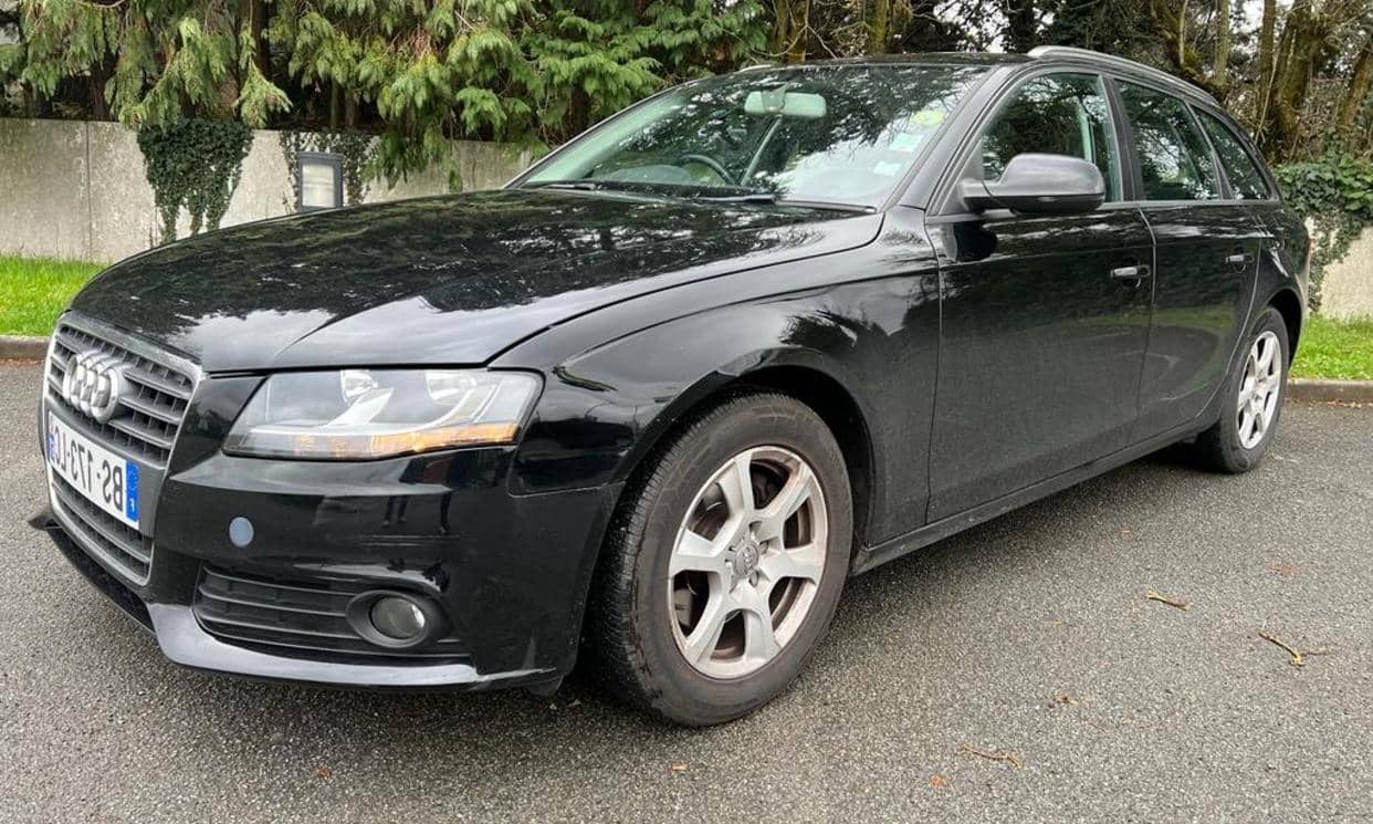 Audi A4 — photo 2