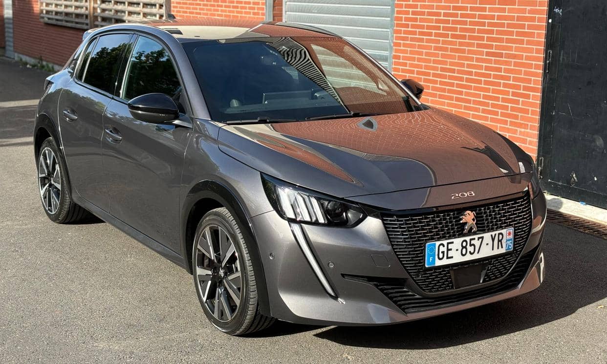 Peugeot 208 — photo 7