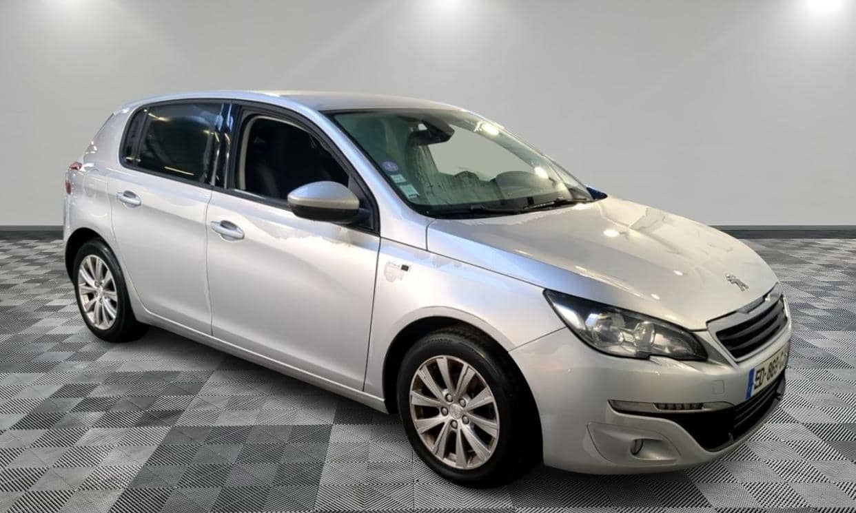 Peugeot 308 — photo 2