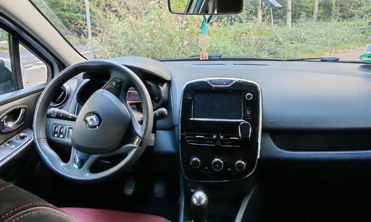 Renault CLIO IV — photo 2
