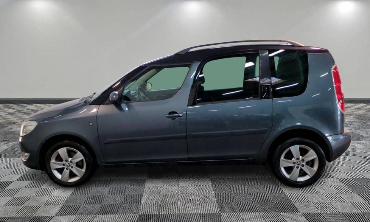 Skoda ROOMSTER — photo 2