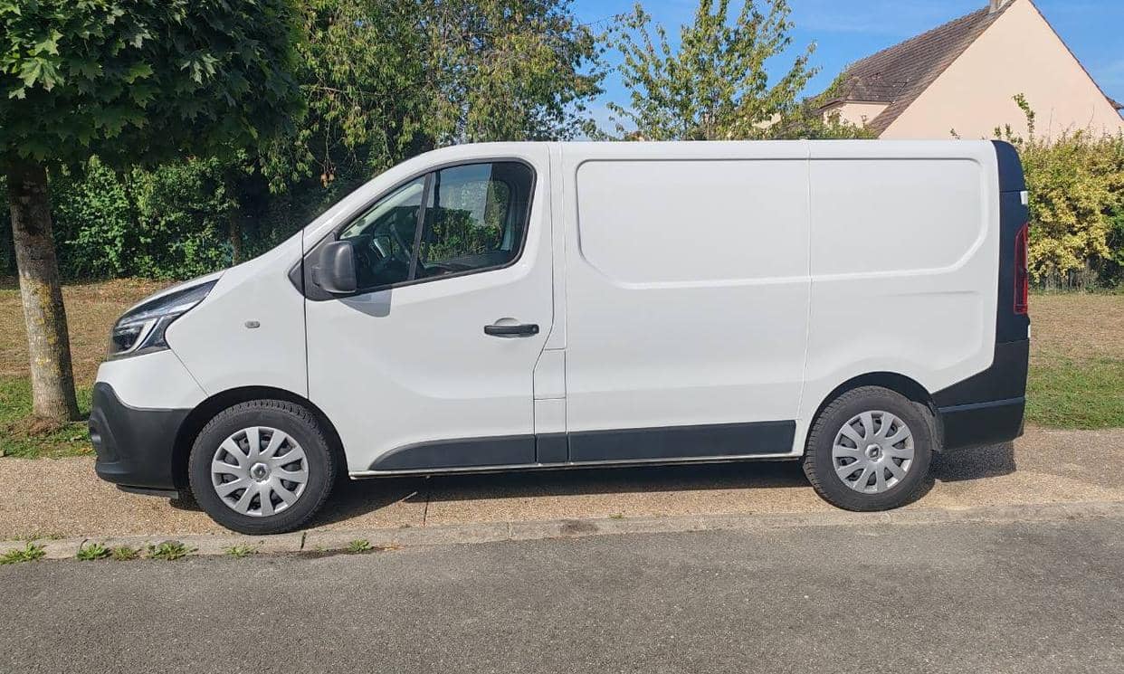 Renault TRAFIC III — photo 4