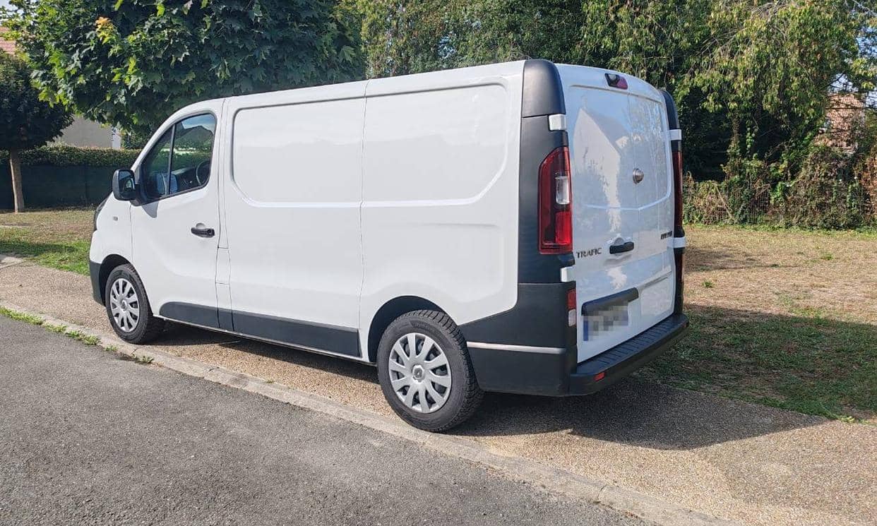 Renault TRAFIC III — photo 5