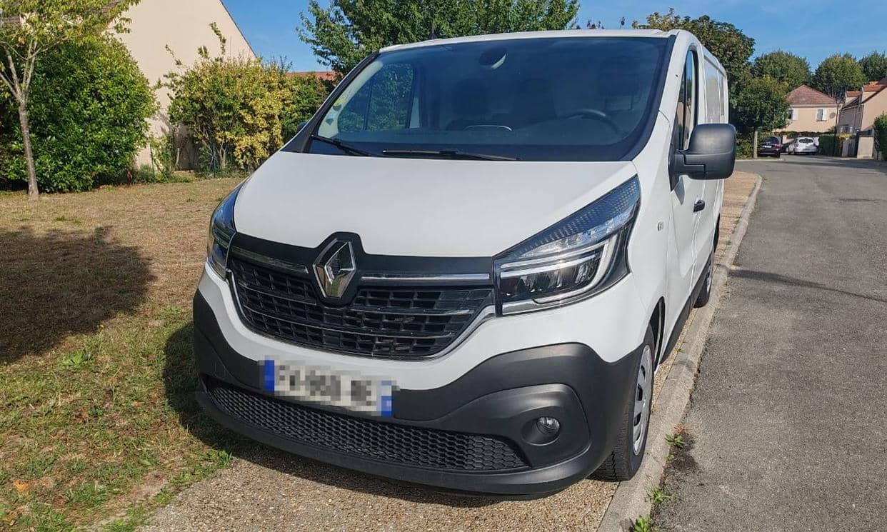 Renault TRAFIC III — photo 12