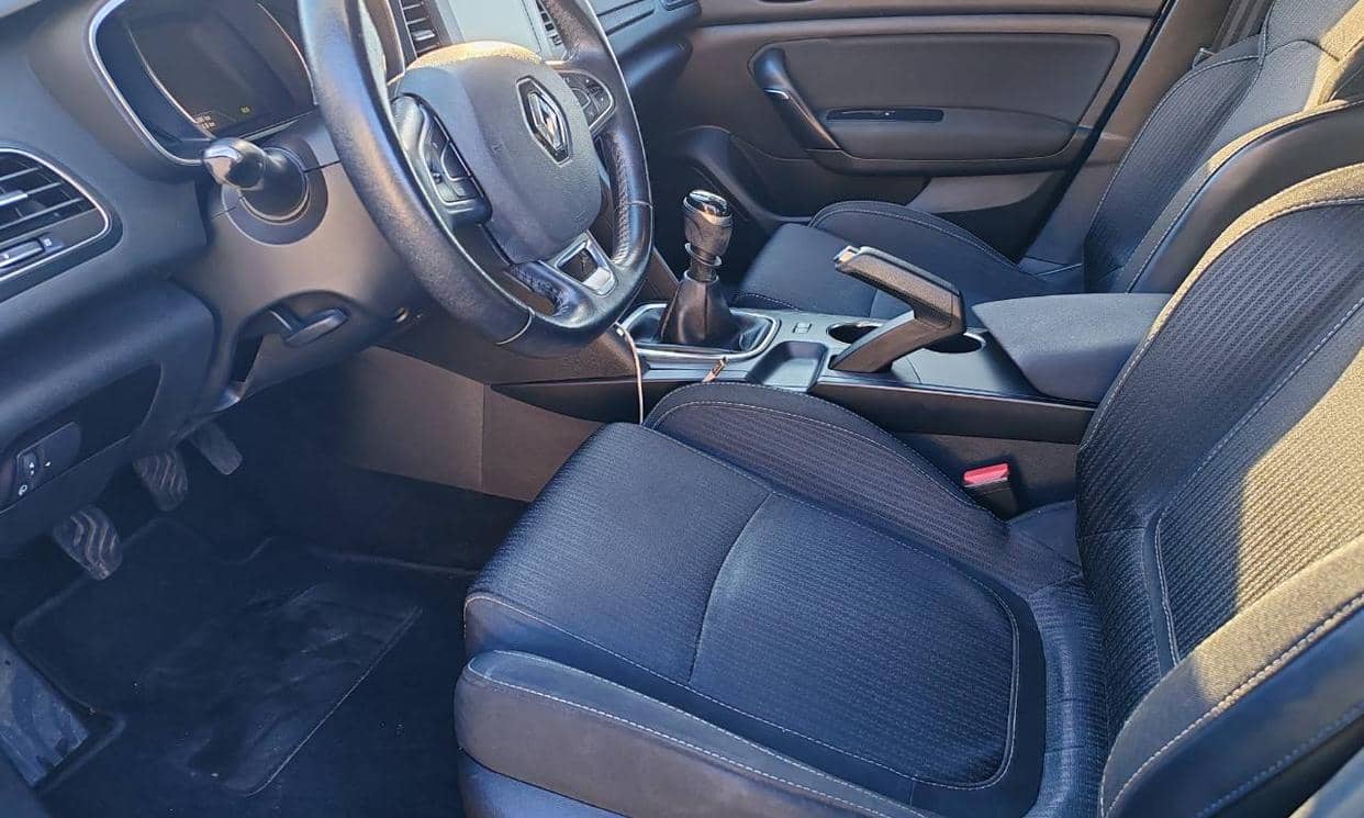 Renault MEGANE IV — photo 14