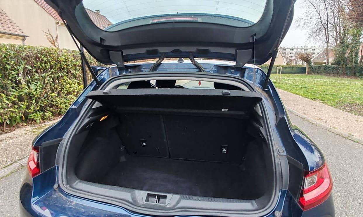 Renault MEGANE IV — photo 20