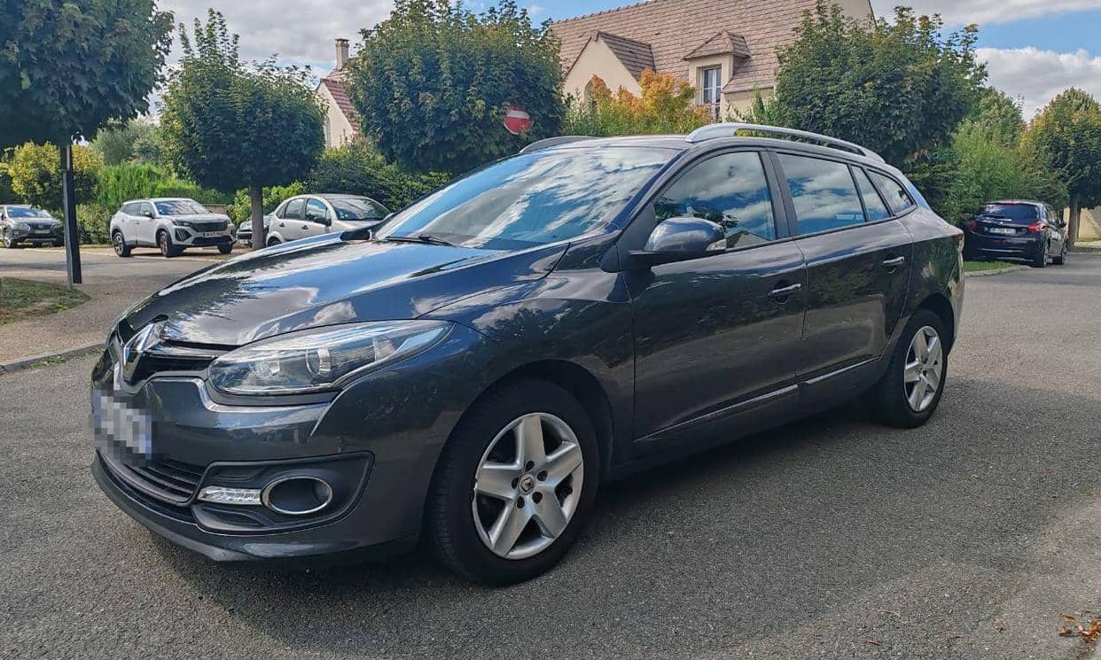 Renault MEGANE III ESTATE — photo 6
