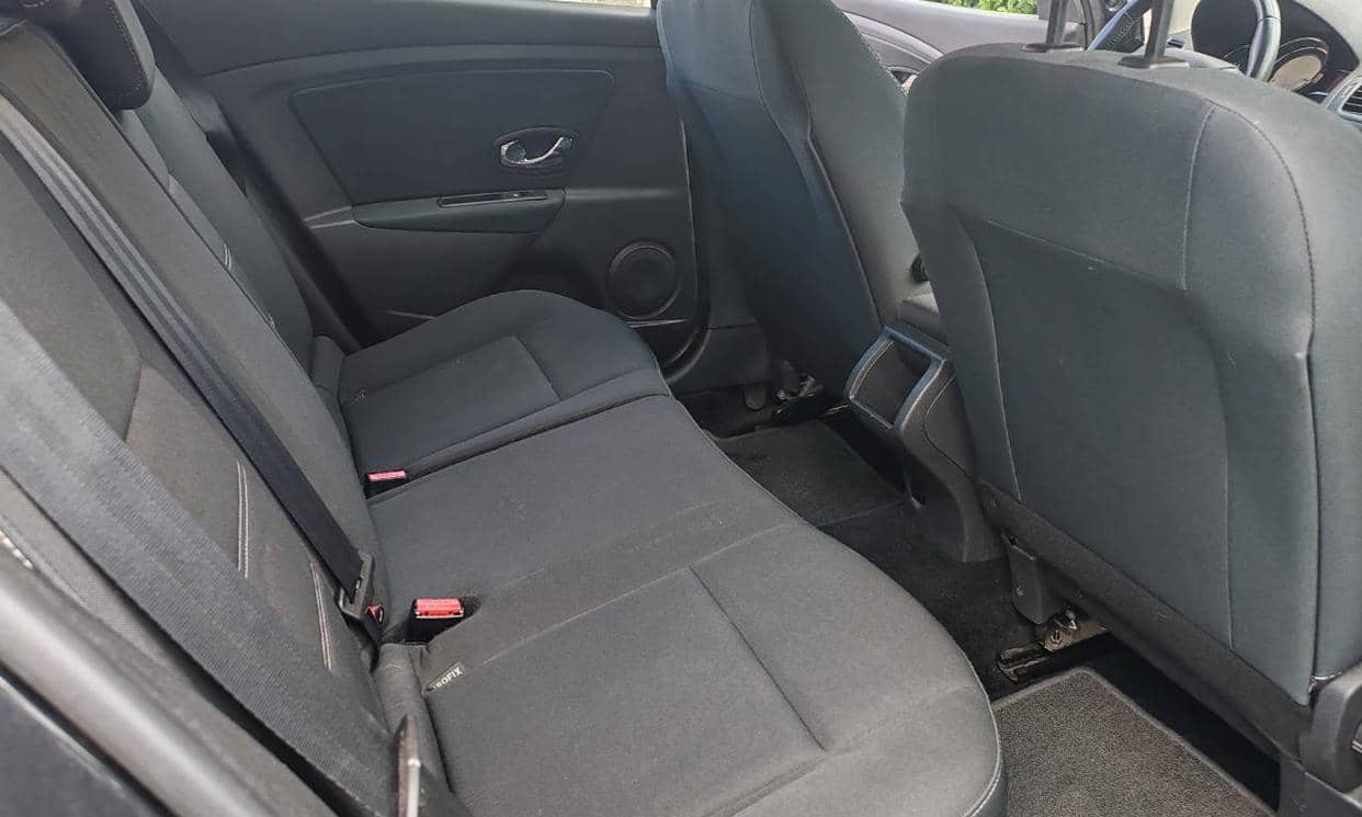 Renault MEGANE III ESTATE — photo 9