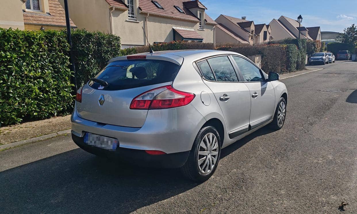 Renault MEGANE III — photo 8