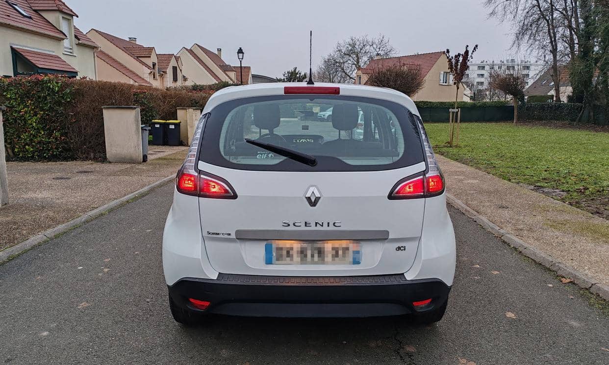 Renault SCENIC III — photo 9