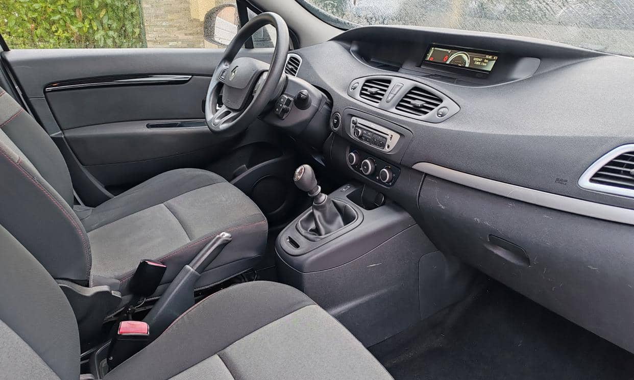 Renault SCENIC III — photo 20